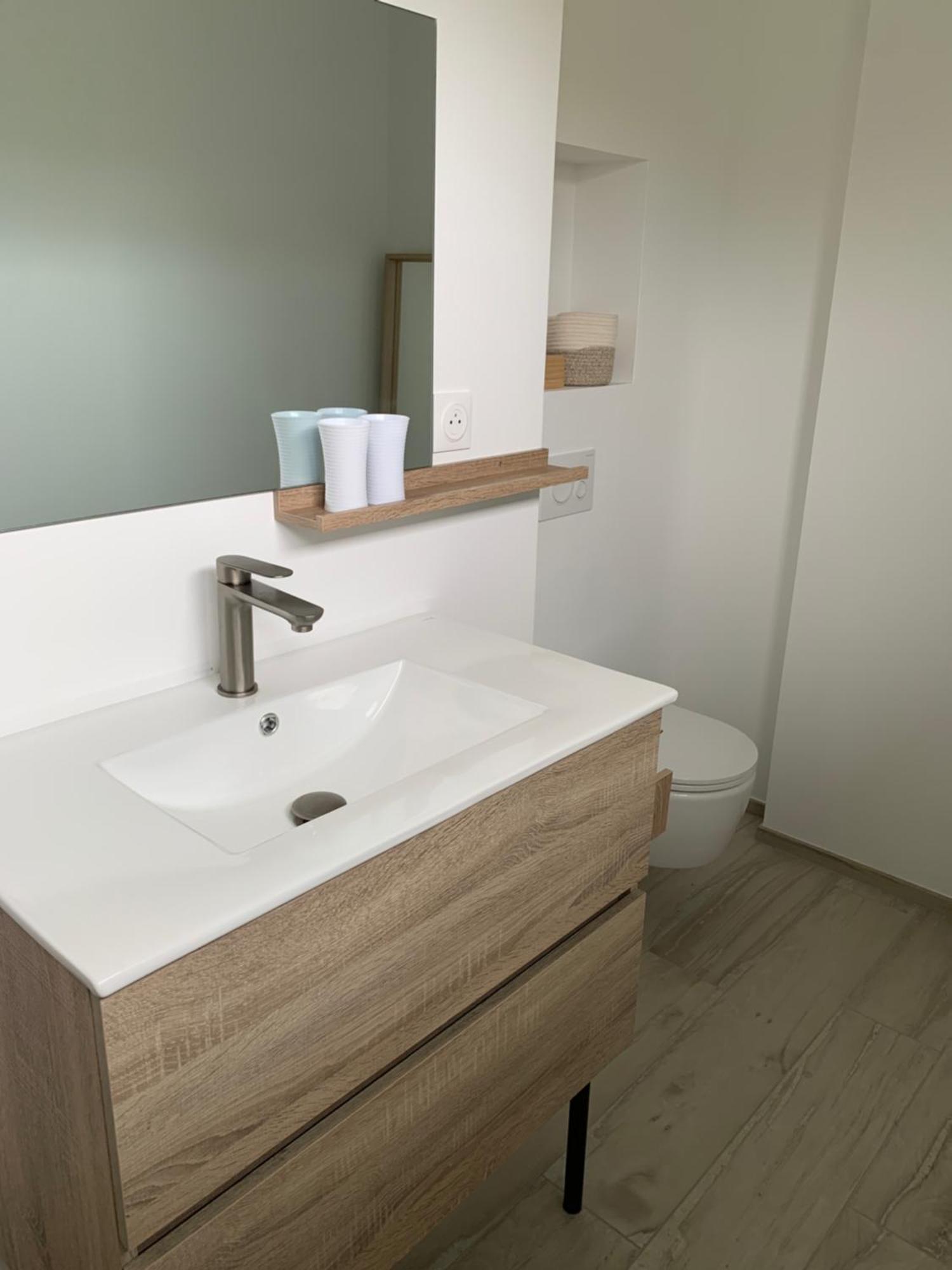 Appartements Guesthouse1 Et Guesthouse2 Sword Beach Colleville-Montgomery Eksteriør bilde